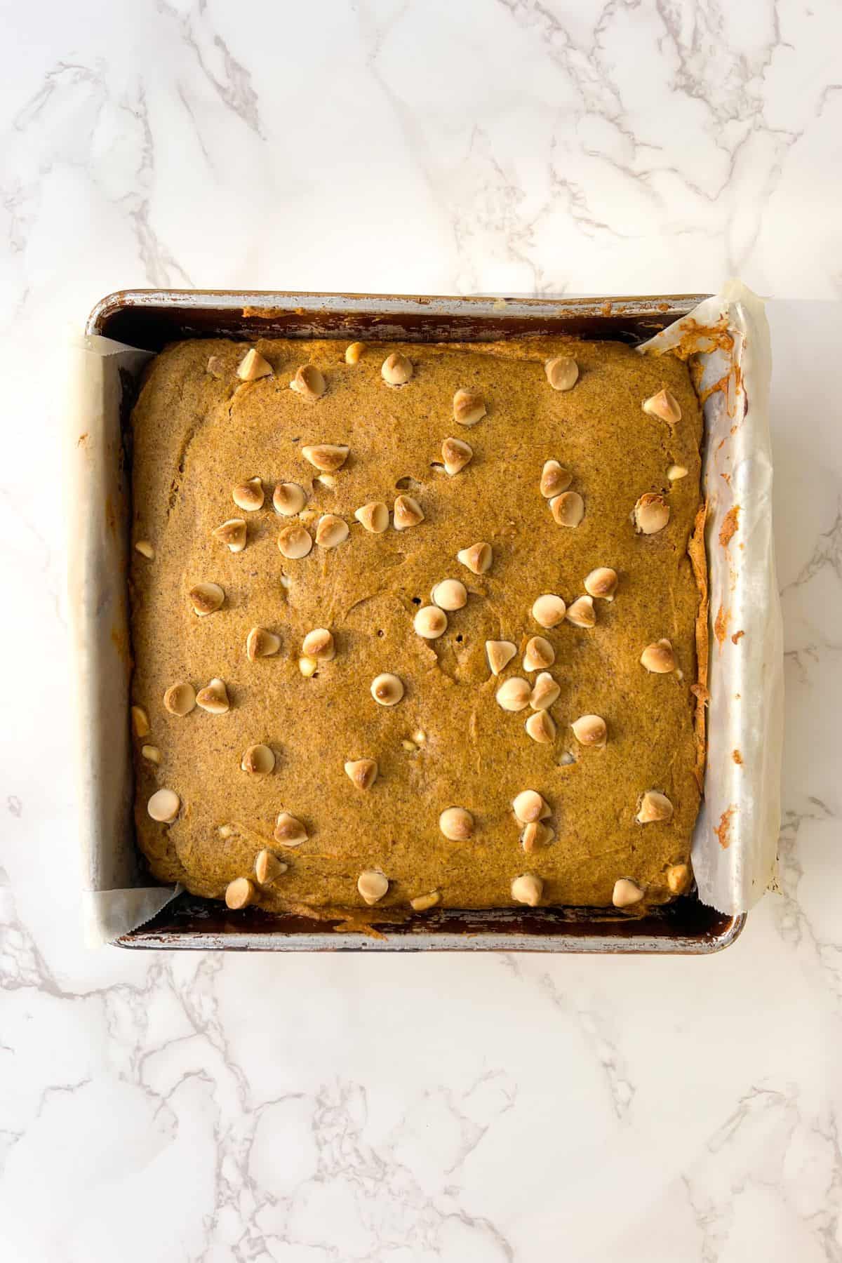 pumpkin bars in an 8x8 baking pan