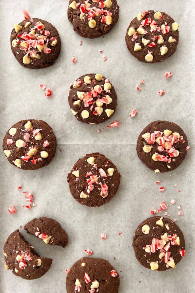 making white chocolate brownie cookies
