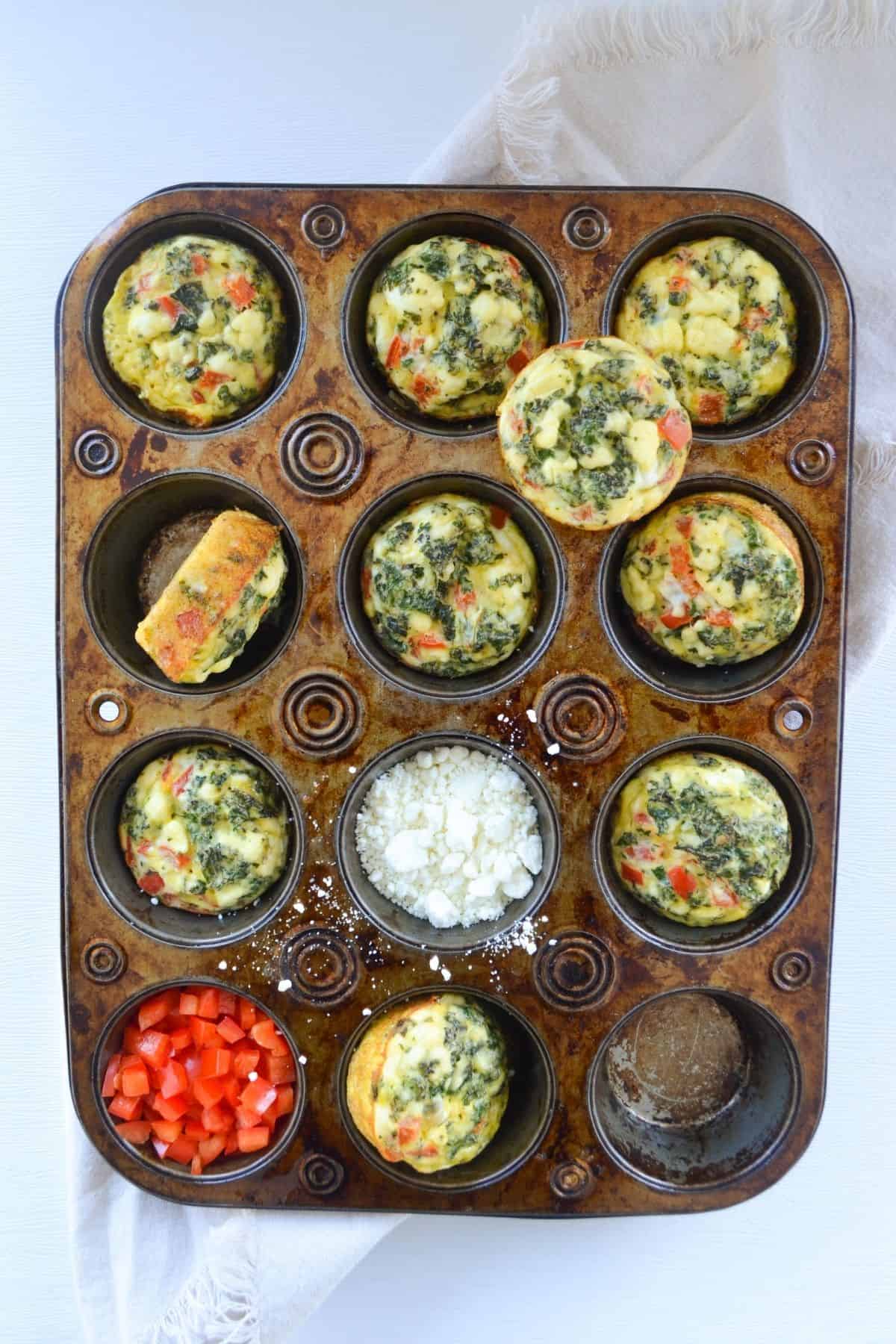 https://feastytravels.com/wp-content/uploads/2022/01/meal-prep-friendly-egg-bites.jpg