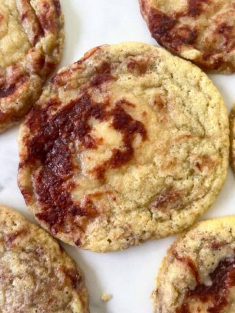 Strawberry Jam Cookies baked and ready to be eaten.