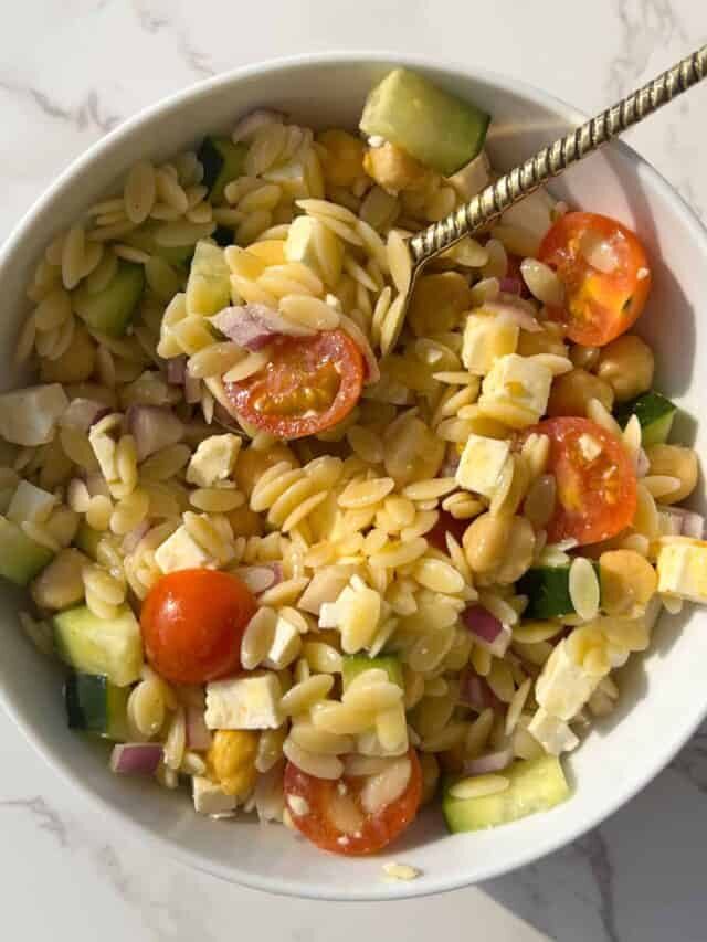 healthy greek orzo pasta salad with lemon dijon dressing (Copy)