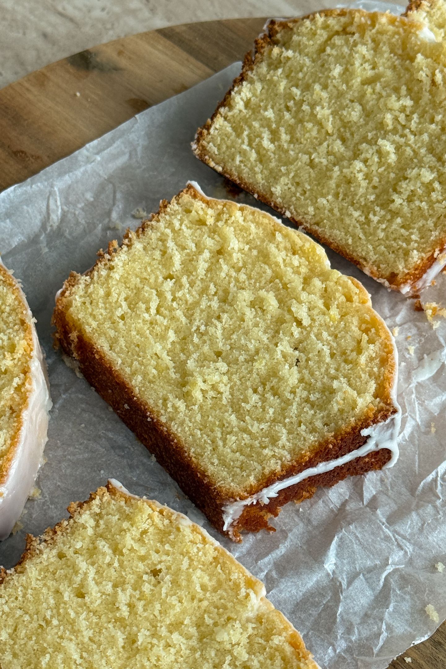 Slices of old fashioned lemon pound cake on the platter.