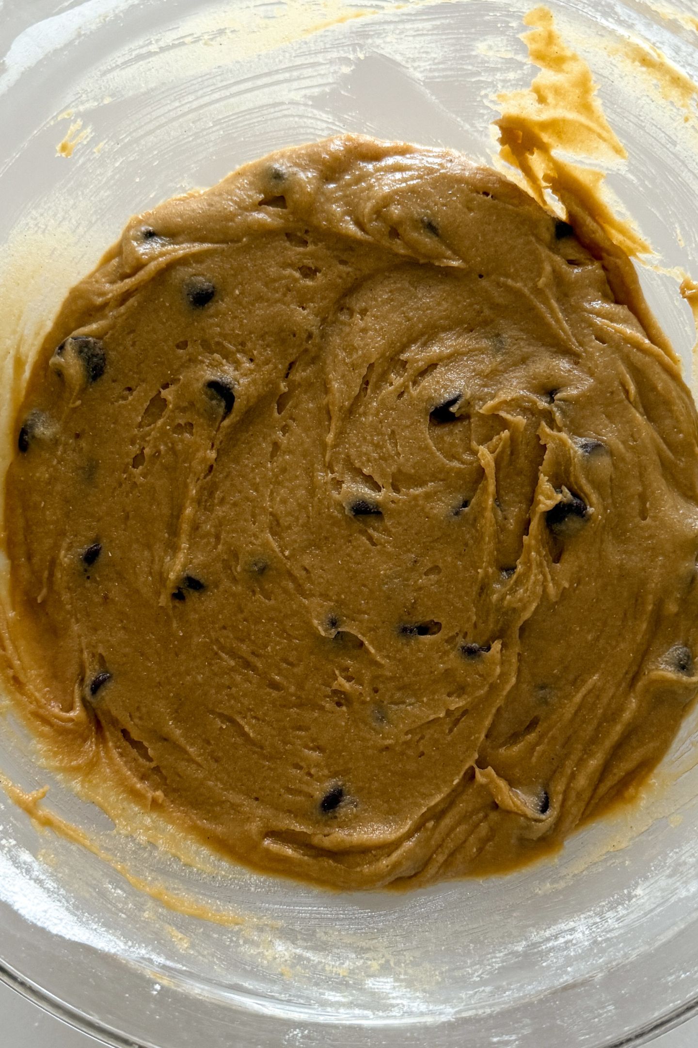 Chocolate chips added to the blondie batter.